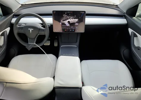 2022 Tesla Model Y z USA, uszkodzony, nr VIN 7SAYGDEF9NF416370